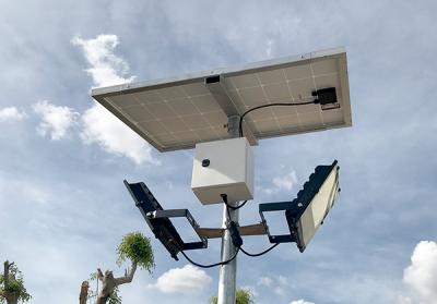 Đèn Solar Light Roiled 100w dùng năng lượng mặt trời chiếu bờ rào khuôn viên