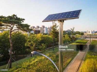 Biến Công Viên Giải Trí Thành Xứ Sở Ánh Sáng Với Đèn Năng Lượng Mặt Trời