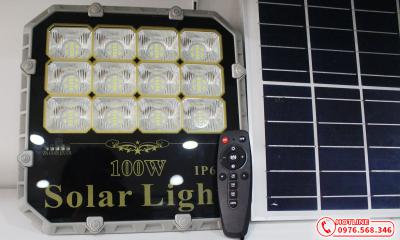 Đèn Năng Lượng Mặt Trời 100W: Giải Pháp Chiếu Sáng Hiện Đại và Tiết Kiệm