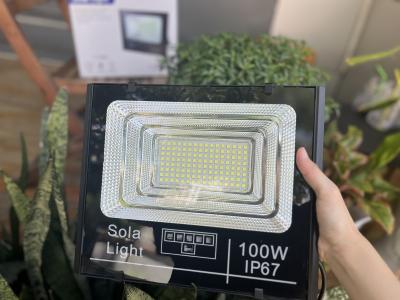 Đèn Năng Lượng Mặt Trời Cho Biển Báo Giao Thông – Giải Pháp An Toàn Và Hiệu Quả