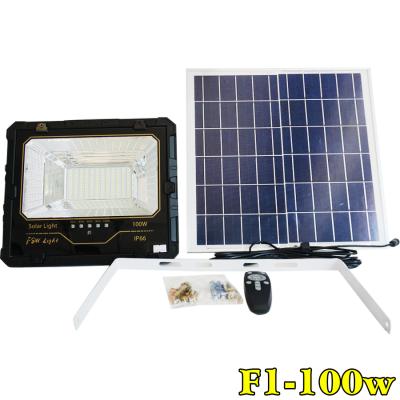 Đèn Pha Năng Lượng Mặt Trời 100W Giá Rẻ FSW F1-100W